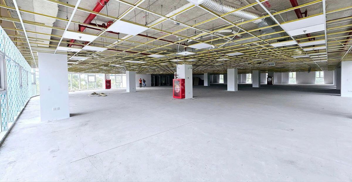 Các yếu tố ảnh hưởng đến giá cho thuê văn phòng 500m2